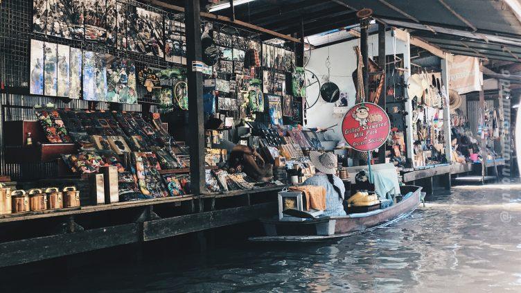 Floating Market em Bangkok