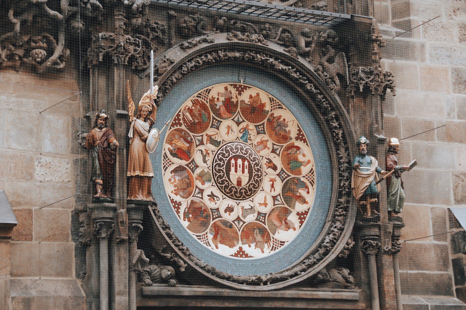 Relógio astronômico em Praga