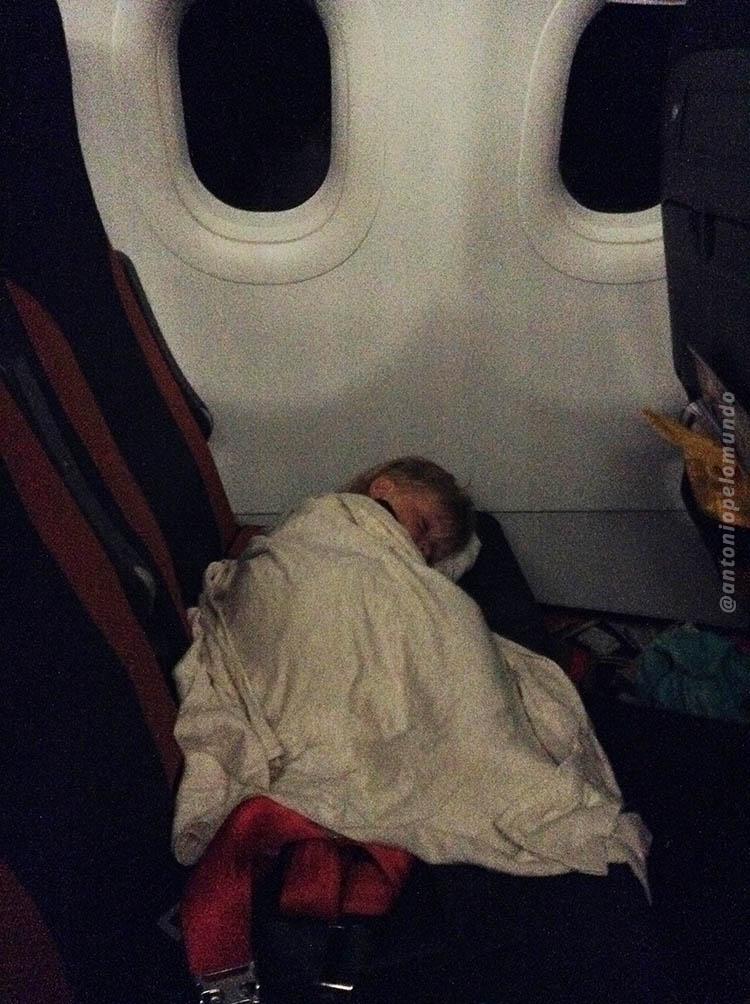 Viagem de avião com bebês