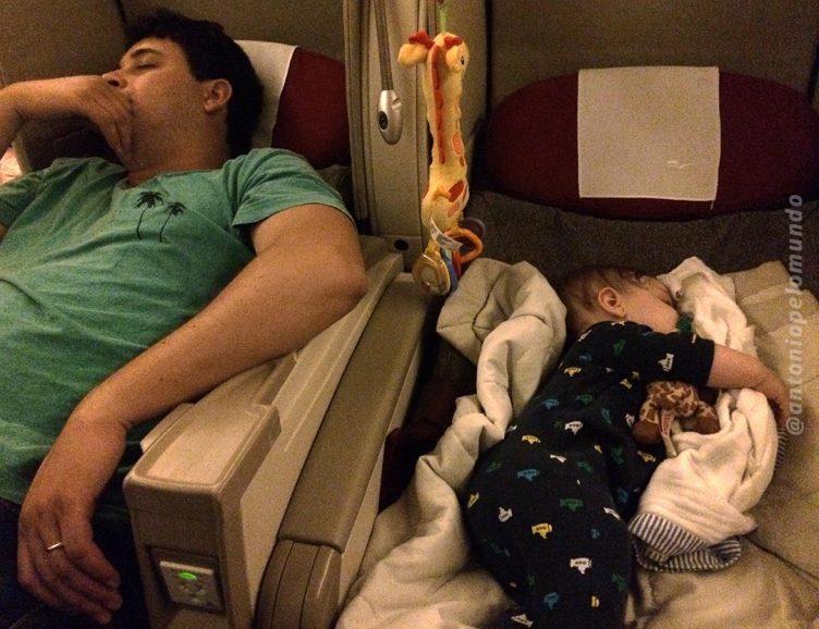 Dicas para viagem de avião com bebê
