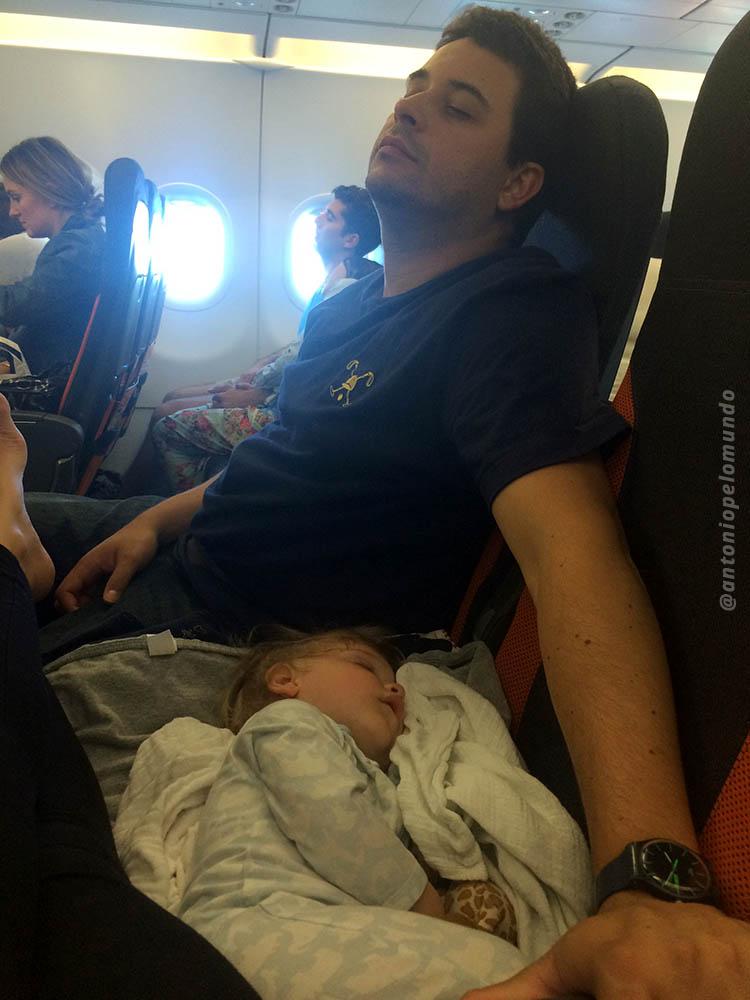 Viagem de avião com bebê
