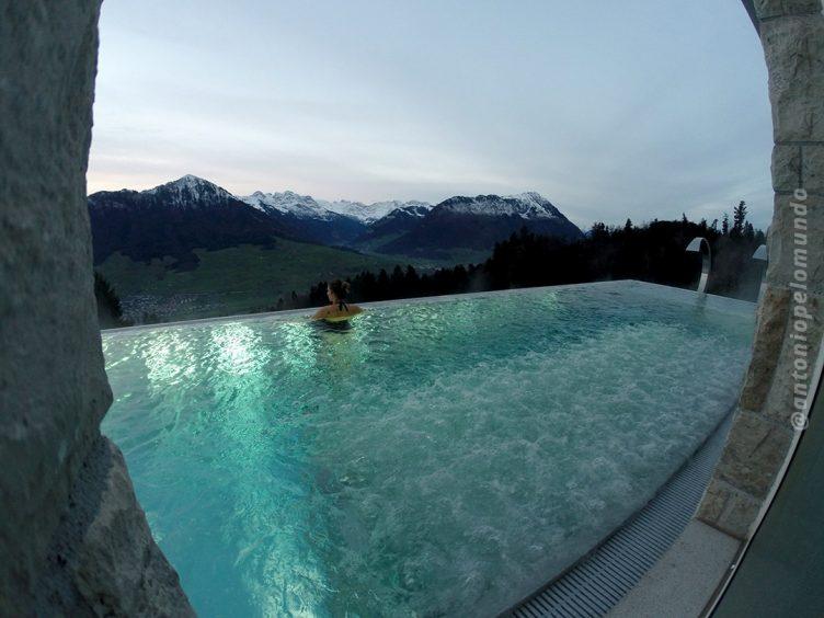 Piscina aquecida - Villa Honegg - Suíça